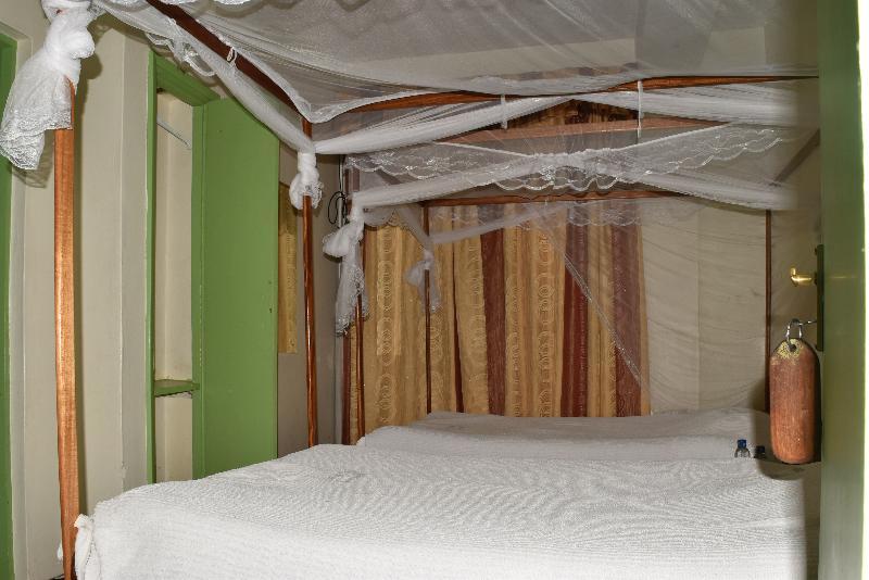 Ibis Hotel Karatina Bagian luar foto